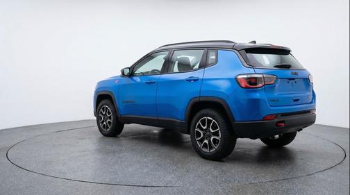 Hydro Blue Pearlcoat 2025 Jeep Compass Trailhawk