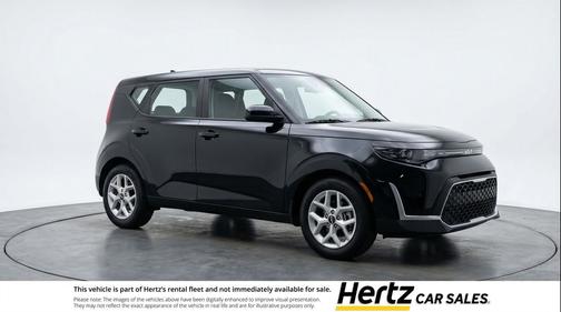 Fusion Black 2025 Kia Soul LX