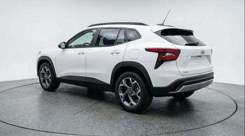 Summit White 2025 Chevrolet Trax LT