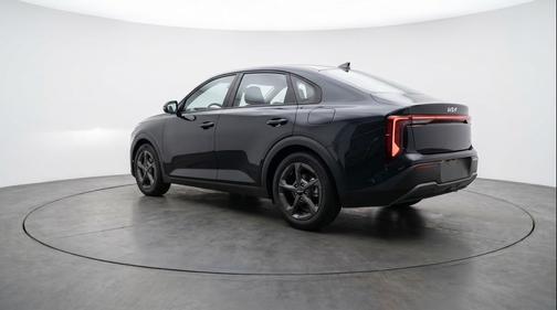 Interstellar Gray 2025 Kia K4 LXS