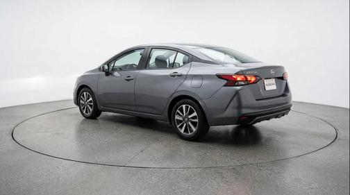Gun Metallic 2025 Nissan Versa 1.6 SV
