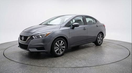 Gun Metallic 2025 Nissan Versa 1.6 SV