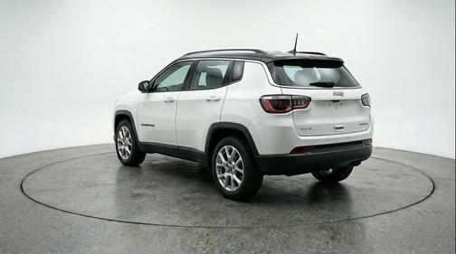Bright White Clearcoat 2025 Jeep Compass Limited