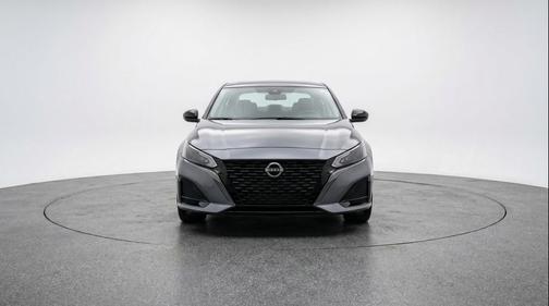 Gun Metallic 2025 Nissan Altima SV FWD