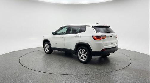 Bright White Clearcoat 2025 Jeep Compass Latitude