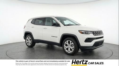 Bright White Clearcoat 2025 Jeep Compass Latitude