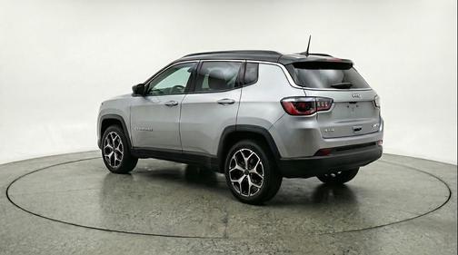 Silver Zynith Metallic Clearcoat 2025 Jeep Compass Limited