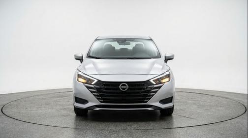 Brilliant Silver Metallic 2025 Nissan Versa 1.6 SV