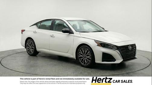 Glacier White 2025 Nissan Altima SV FWD