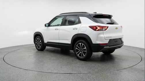 Summit White 2025 Chevrolet Trailblazer LT