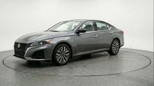 Gun Metallic 2025 Nissan Altima SV FWD