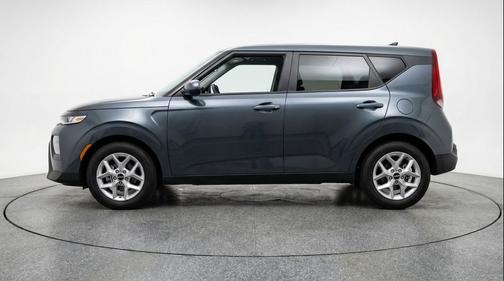Gravity Gray 2025 Kia Soul LX
