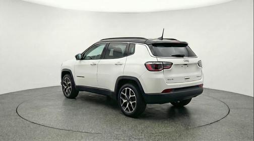 Bright White Clearcoat 2025 Jeep Compass Limited