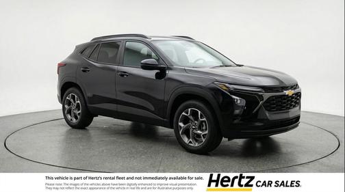 Mosaic Black Metallic 2025 Chevrolet Trax LT
