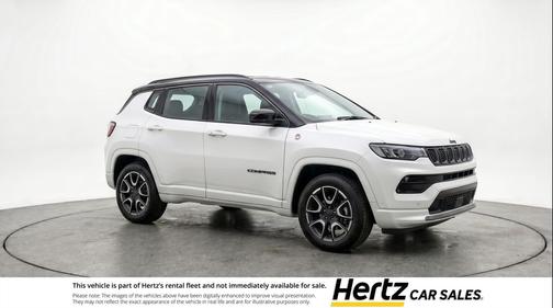 Bright White Clearcoat 2025 Jeep Compass Trailhawk