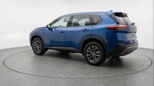 Super Black 2025 Nissan Rogue SV