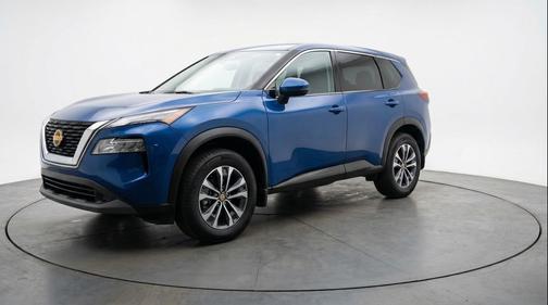 Super Black 2025 Nissan Rogue SV