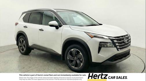 Everest White Pearl Tricoat 2025 Nissan Rogue SV