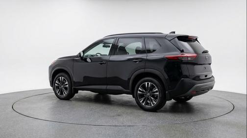 Super Black 2025 Nissan Rogue SV