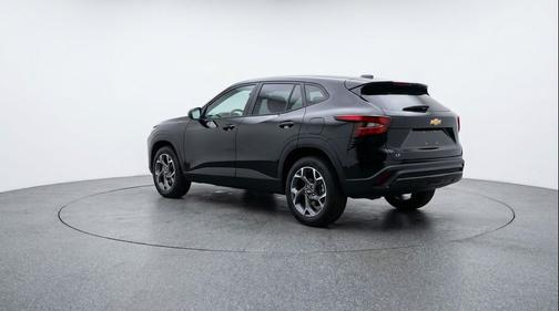 Mosaic Black Metallic 2025 Chevrolet Trax LT
