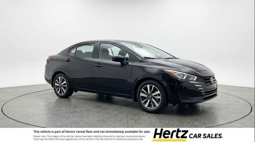 Super Black 2025 Nissan Versa 1.6 SV