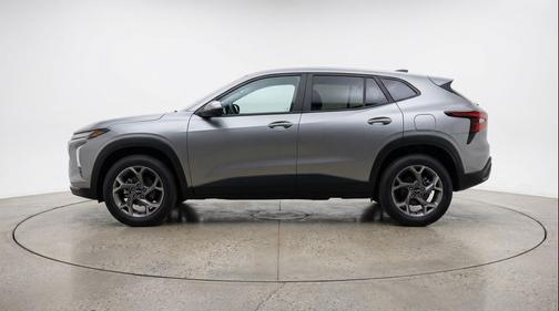 Sterling Gray Metallic 2025 Chevrolet Trax LT