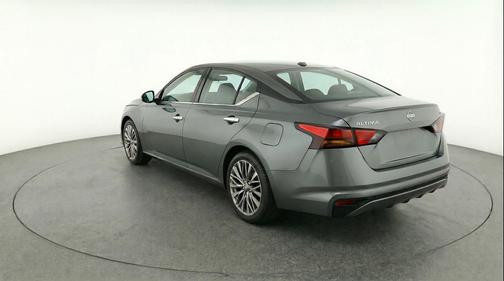 Gun Metallic 2025 Nissan Altima SV FWD