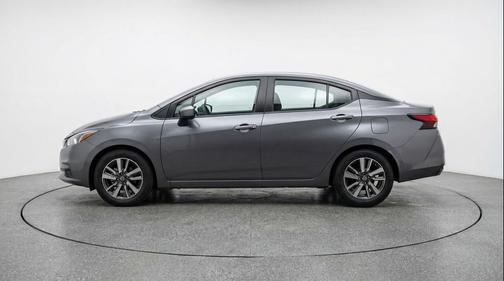 Gun Metallic 2025 Nissan Versa 1.6 SV