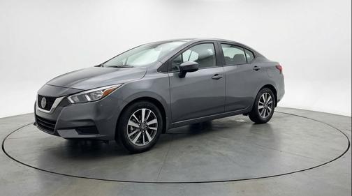 Gun Metallic 2025 Nissan Versa 1.6 SV
