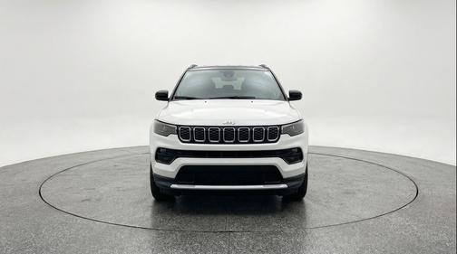 Bright White Clearcoat 2025 Jeep Compass Limited