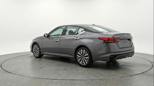 Gun Metallic 2025 Nissan Altima SV FWD