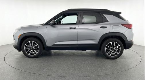 Sterling Gray Metallic 2025 Chevrolet Trailblazer LT