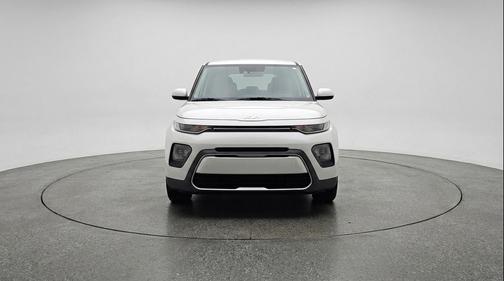 Snow White Pearl 2025 Kia Soul LX