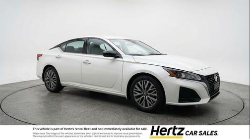 Glacier White 2025 Nissan Altima SV FWD
