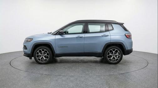 Silver Zynith Metallic Clearcoat 2025 Jeep Compass Limited