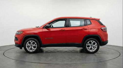Red Hot Pearlcoat 2025 Jeep Compass Latitude