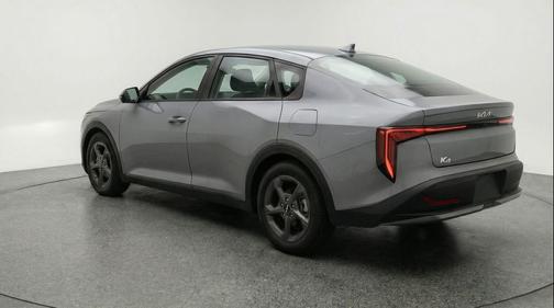 Interstellar Gray 2025 Kia K4 LXS