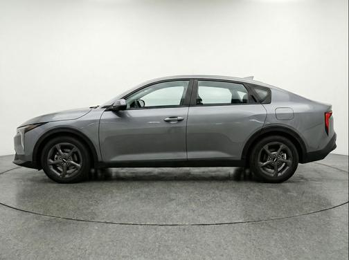 Interstellar Gray 2025 Kia K4 LXS