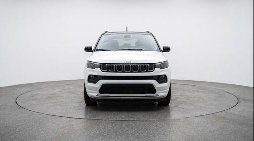 White 2025 Jeep Compass Limited