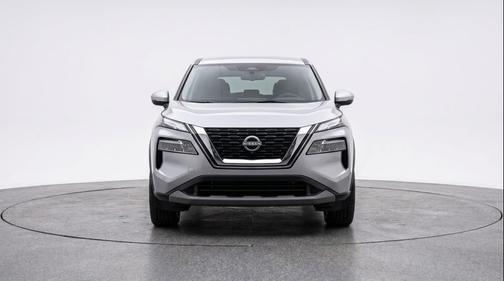 Brilliant Silver Metallic 2025 Nissan Rogue SV