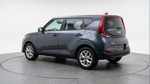 Gravity Gray 2025 Kia Soul LX