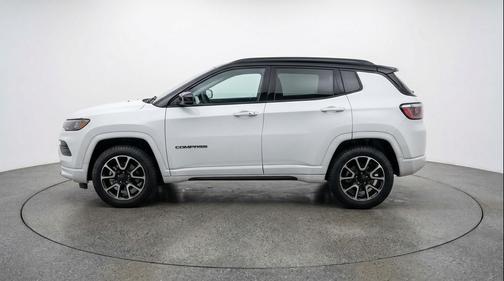 Bright White Clearcoat 2025 Jeep Compass Trailhawk