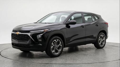 Mosaic Black Metallic 2025 Chevrolet Trax LT