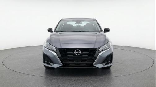 Gun Metallic 2025 Nissan Altima SV FWD