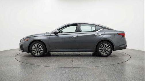 Gun Metallic 2025 Nissan Altima SV FWD