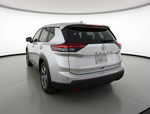 Brilliant Silver Metallic 2025 Nissan Rogue SV