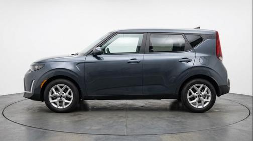 Gravity Gray 2025 Kia Soul LX