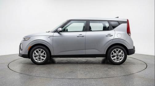 Steel Gray 2025 Kia Soul LX