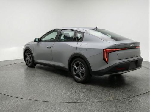 Morning Haze 2025 Kia K4 LXS