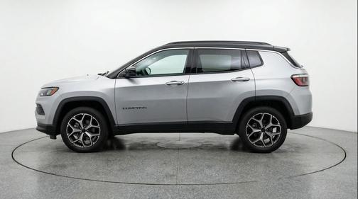 Silver Zynith Metallic Clearcoat 2025 Jeep Compass Limited